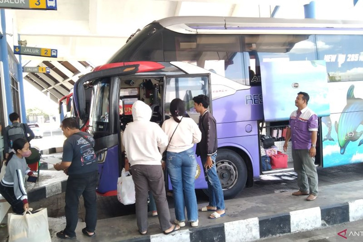 Periksa Jadwal & Harga Tiket Bus AKAP dari Bali ke Pulau Jawa Selasa, 17 September 2024