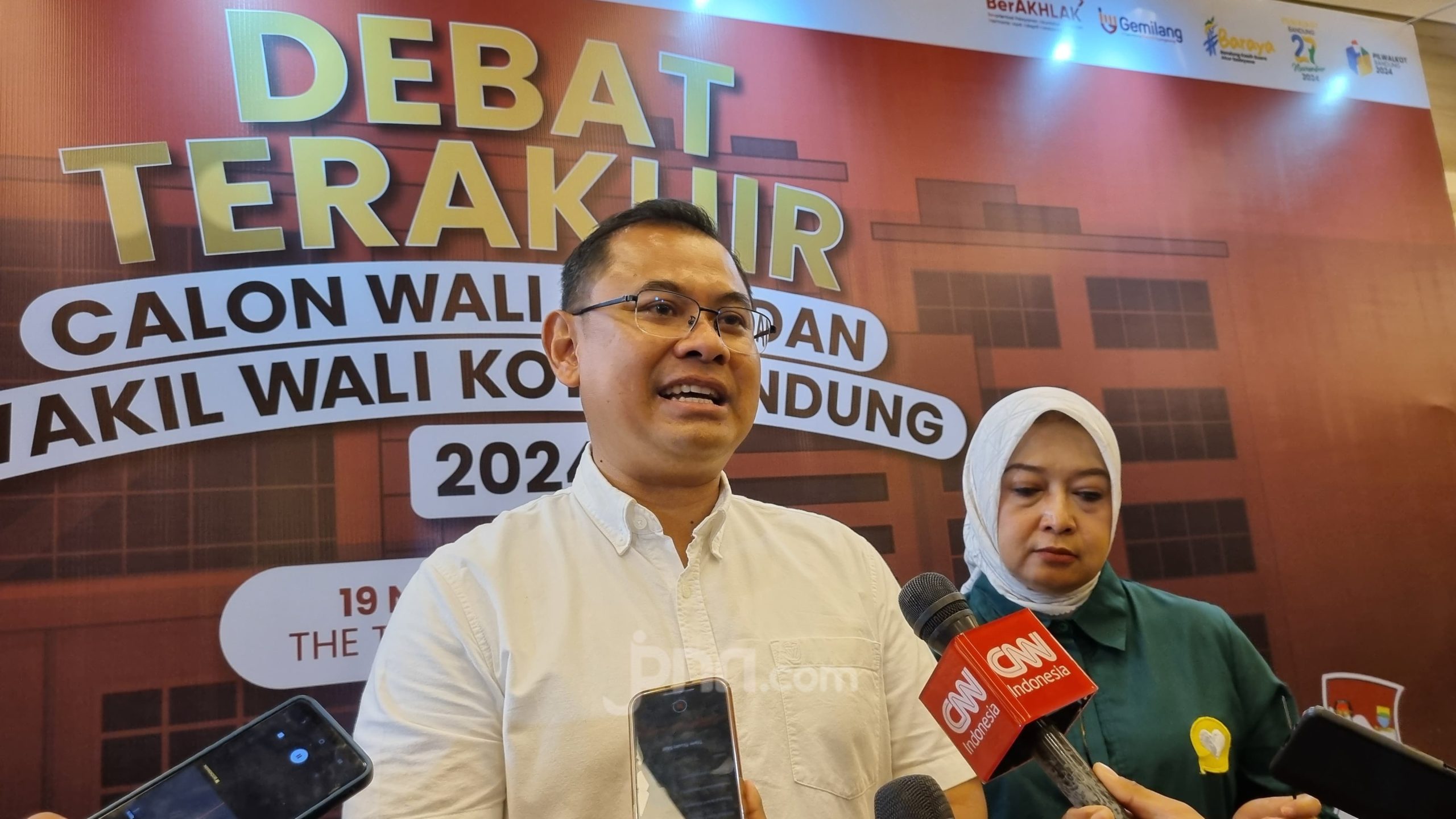 Seusai Debat, Arfi-Yena Targetkan Menang 40 Persen Suara di Pilwalkot Bandung